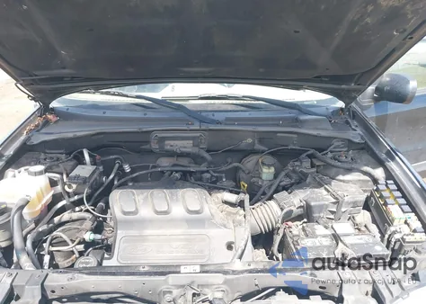 2003 Ford Escape Xlt z USA, uszkodzony, nr VIN 1FMYU03163KA99987